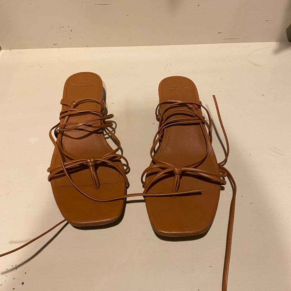 Abercrombie starkly square toe sandals